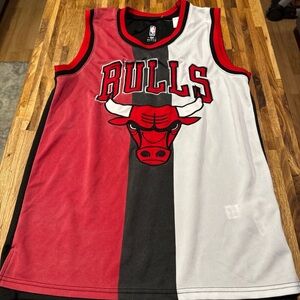 Vintage Men's Medium Chicago Bulls Jersey